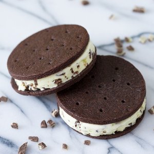 Creme de Menthe Ice Cream Sandwiches