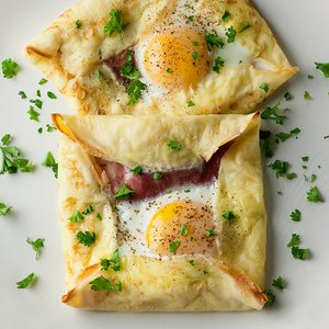 Ham and Egg Crepe Squares