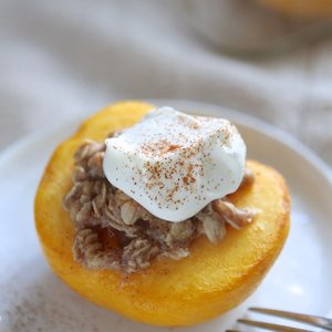 Oat Stuffed Breakfast Peach Cobbler