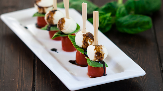 Mini Caprese Salad Bites