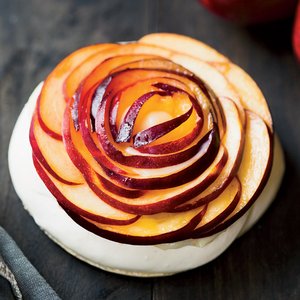 Nectarine Pavlovas