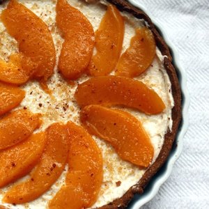 Sweet Ricotta Tart with Honey-Spiced Peaches