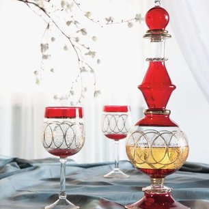 Egyptian Museum Wine Decanter With 2 Wine Glasses